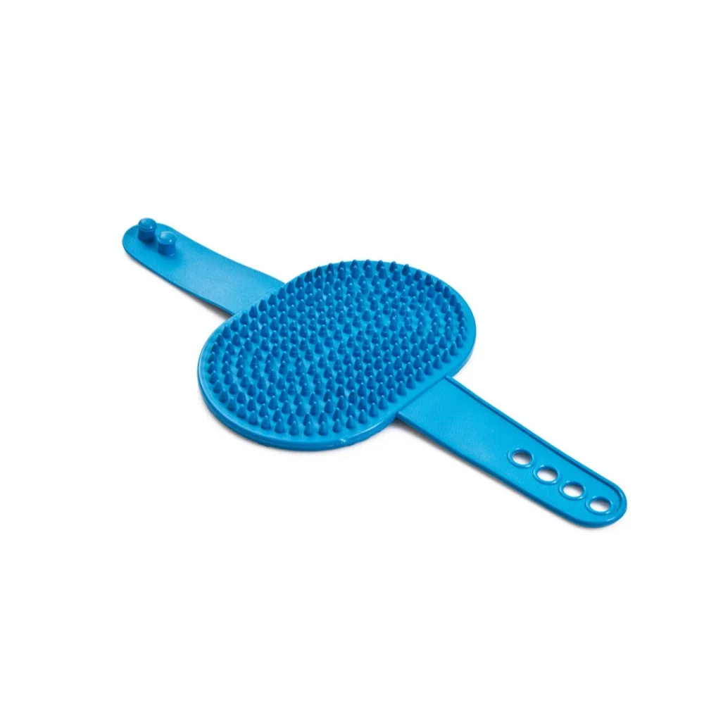 Brushes, combs and scissors